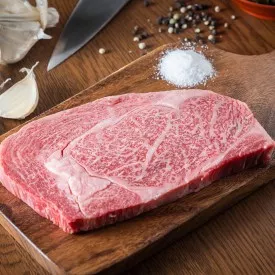 Stek z antrykotu japońskie Wagyu klasa A5