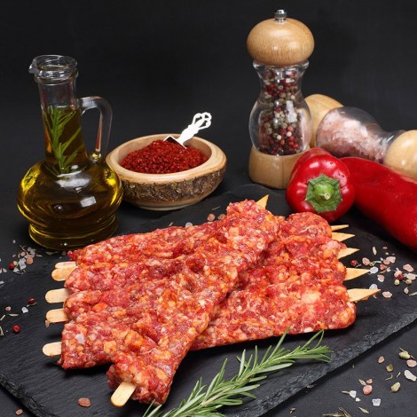 Adana kebab z bułgarskiej jagnięciny