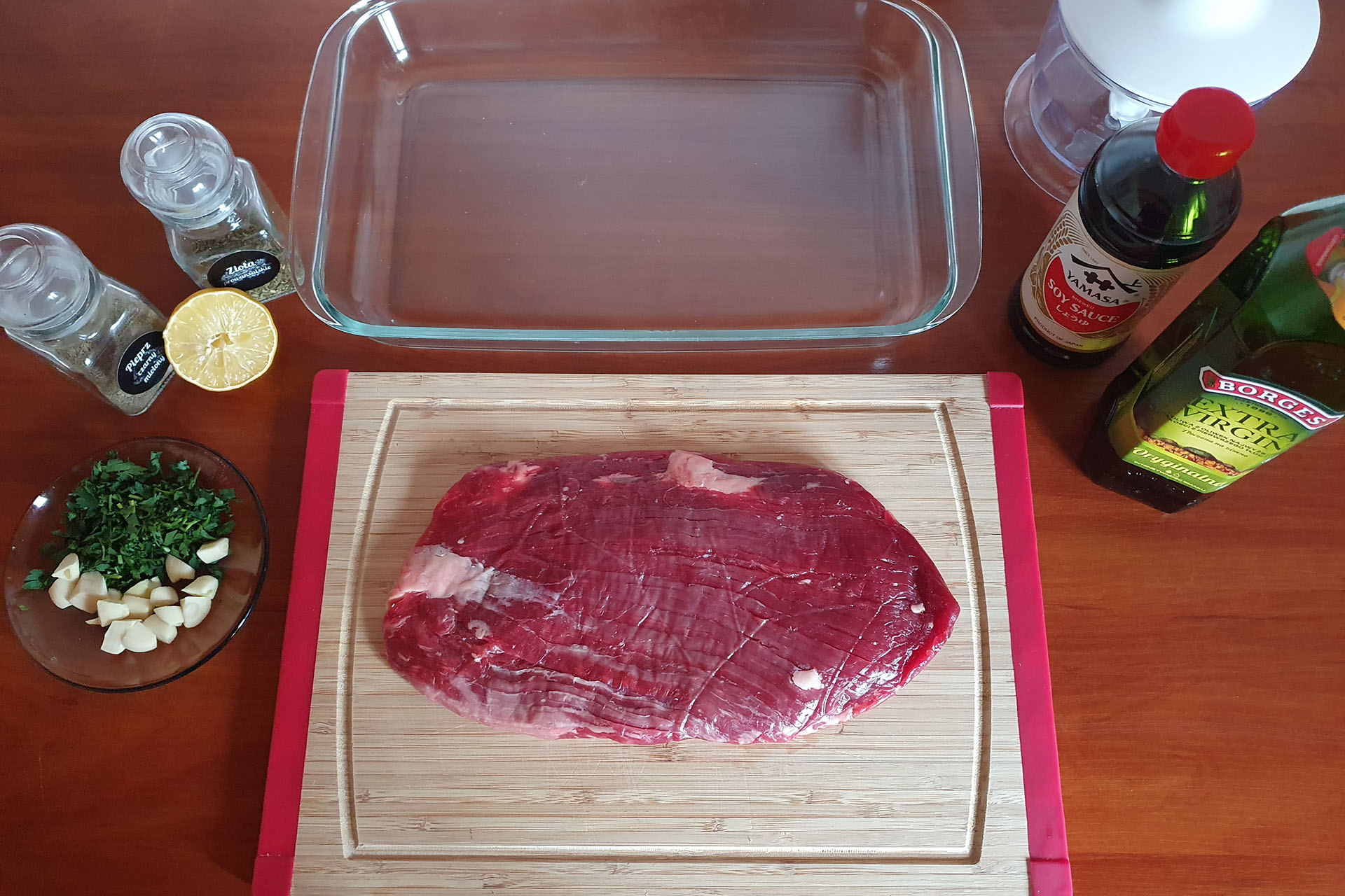 flank steak na desce